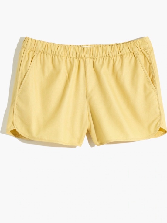 Madewell Pants - Madewell Women’s Pull-On Shorts
Light Straw
Medium
